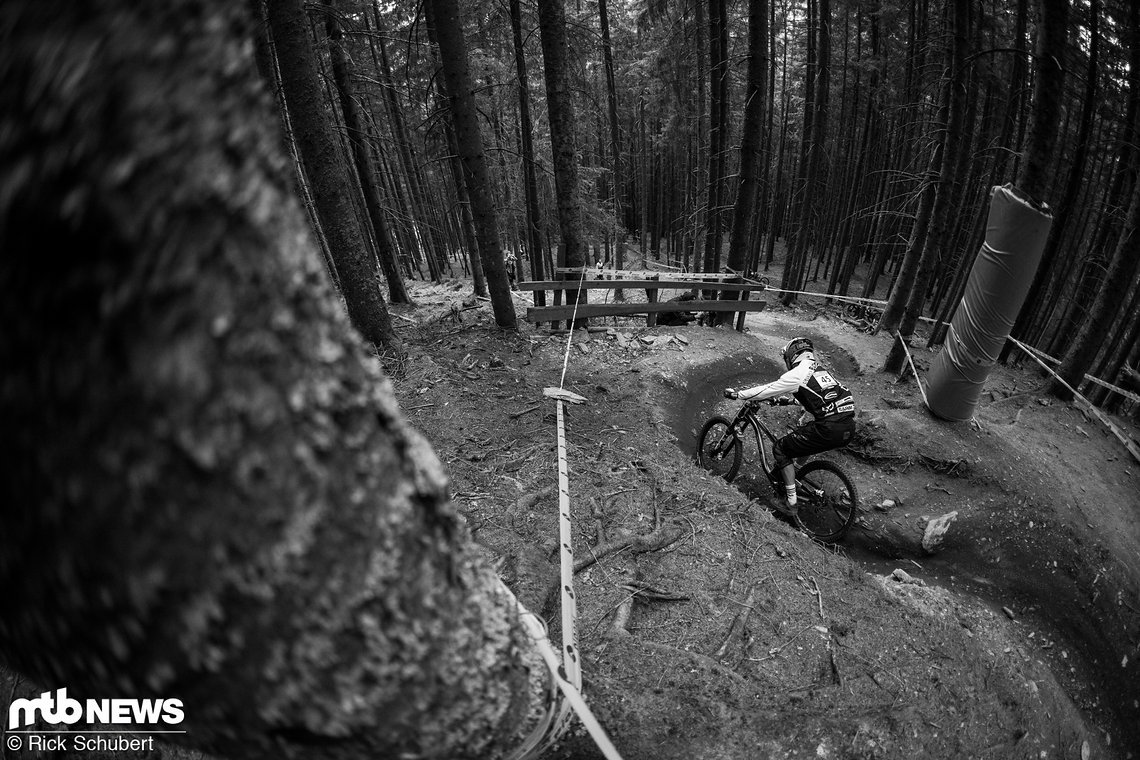Joshua Barth fährt eine extrem konstante und ausgesprochen gute Saison. Ein weiteres Top 10 Ergebnis für den Solid Teamfahrer Joshua Barth fährt eine extrem konstante und ausgesprochen gute Saison. Ein weiteres Top 10 Ergebnis für den Solid Teamfahrer